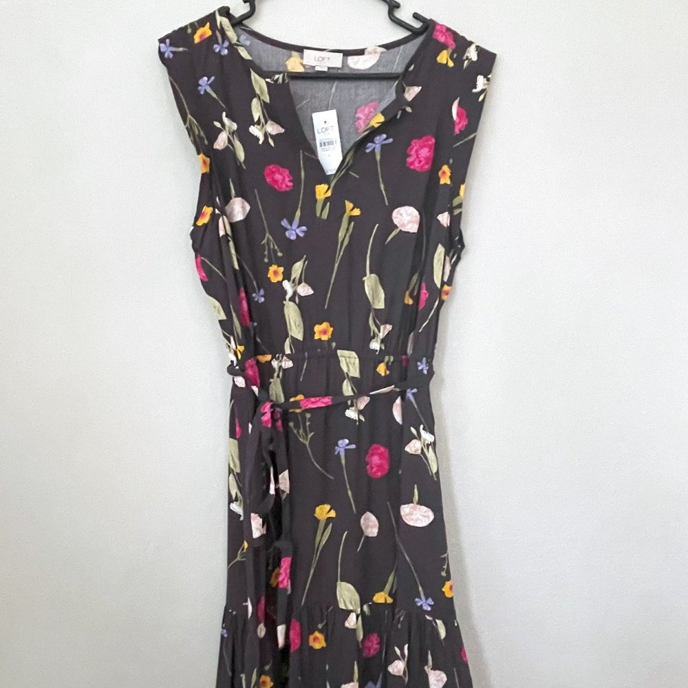 BNWT - Loft Dark Grey and Floral Print Tie Waist Dress - Size Large